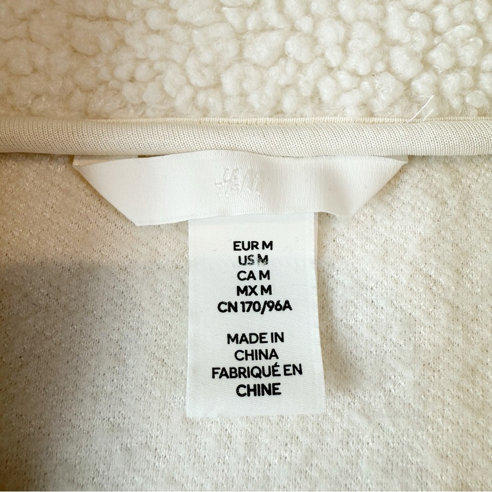 H&M Woman Cream Cozy Relax Fleece Zip-Up Sweater MEDIUM Classic Athleisure - Picture 6 of 6